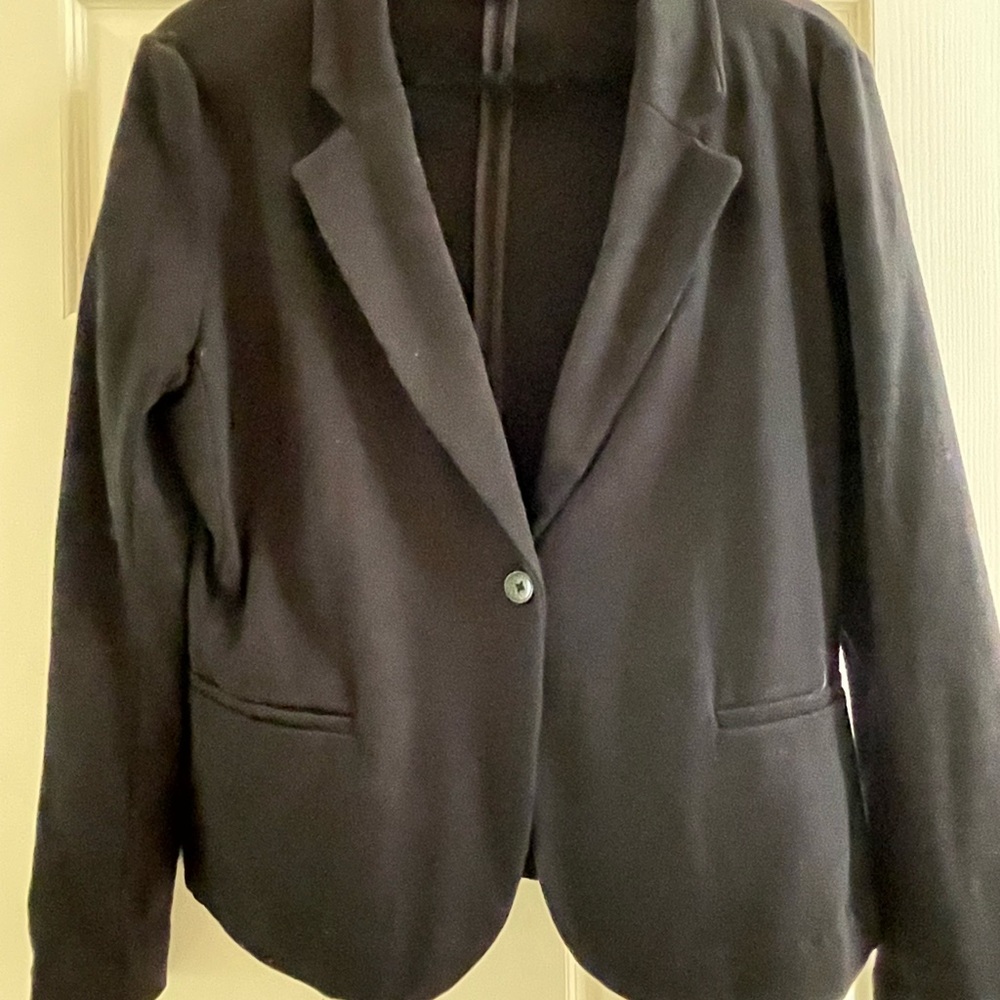 Black sweatshirt blazer
